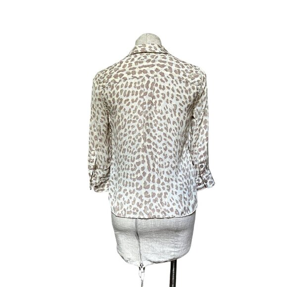 Equipment Femme 100% Silk Beige Leopard Print Semi-Sheer Cropped Button Down XS - Picture 4 of 10
